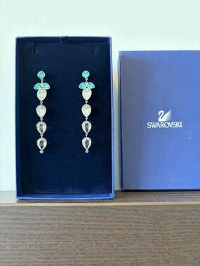 Vintage Swarovski Azore Long Earrings – Blue & Clear Crystal